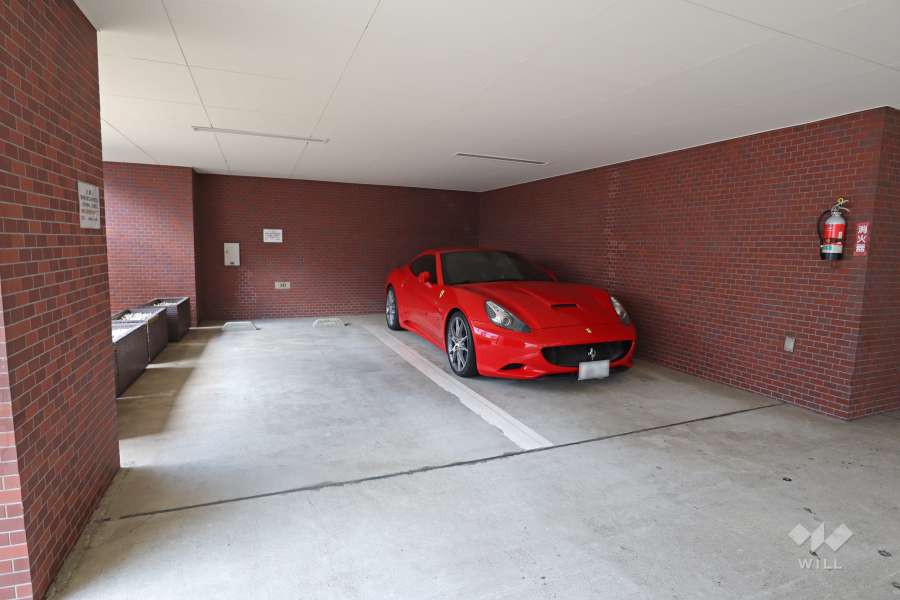 敷地内駐車場（屋内平面式）