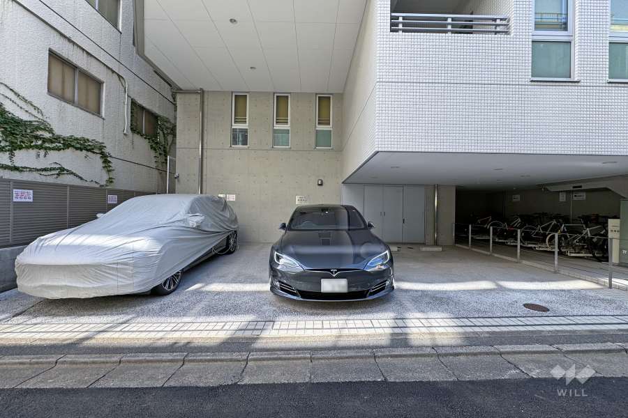 敷地内駐車場（屋外平面式）