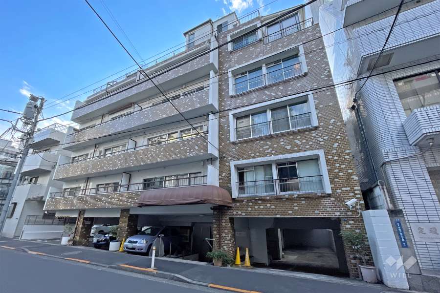 第15宮庭マンションの外観（北東側から）