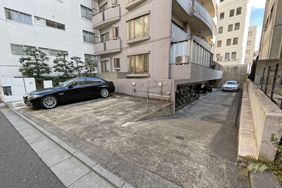敷地内駐車場（屋外平面式）