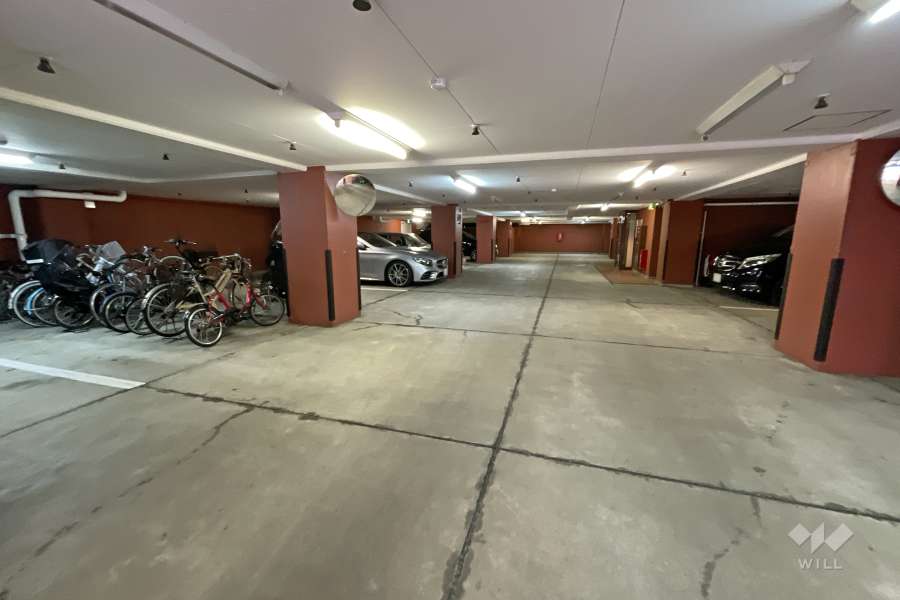 敷地内駐車場（屋内平面式）