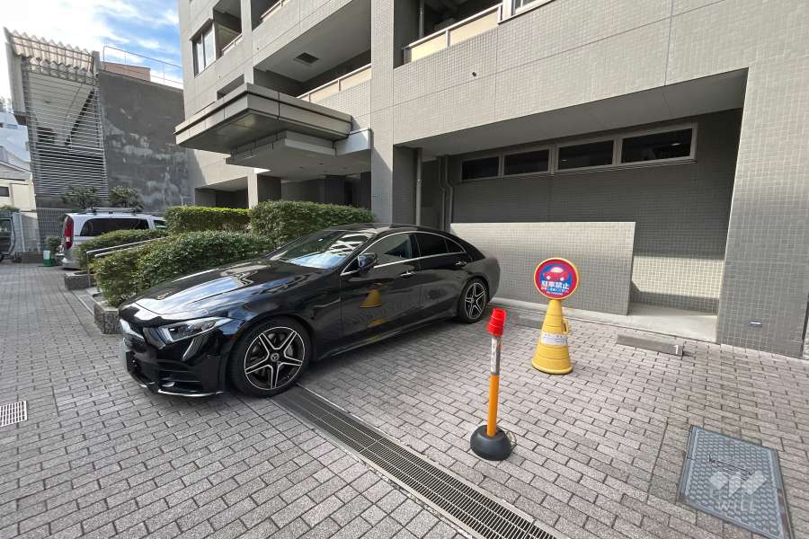 敷地内駐車場（屋外平面式）