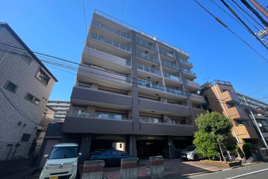 エクセレント笹塚の外観（南西側から）