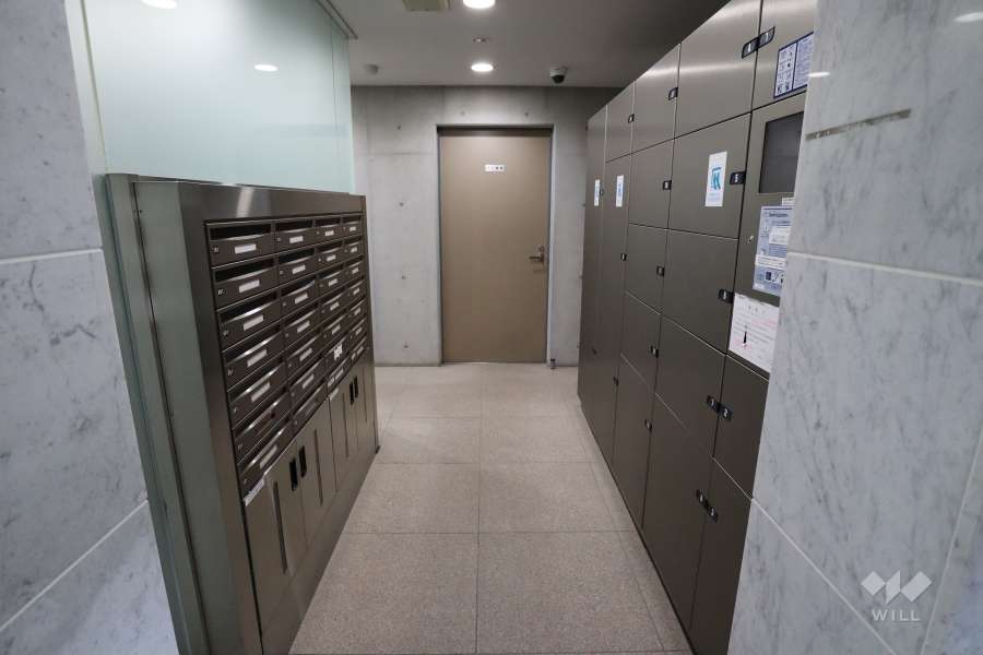 共用ポストと宅配ボックス