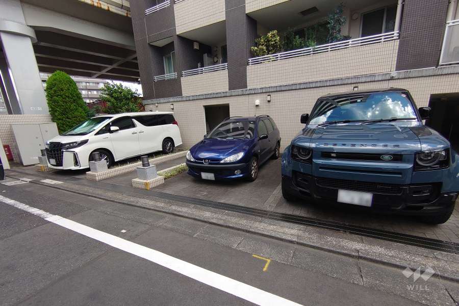 敷地内駐車場（屋外平面式）