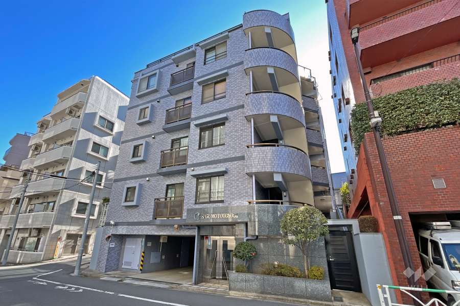 セザール元代々木の外観（北西側から）