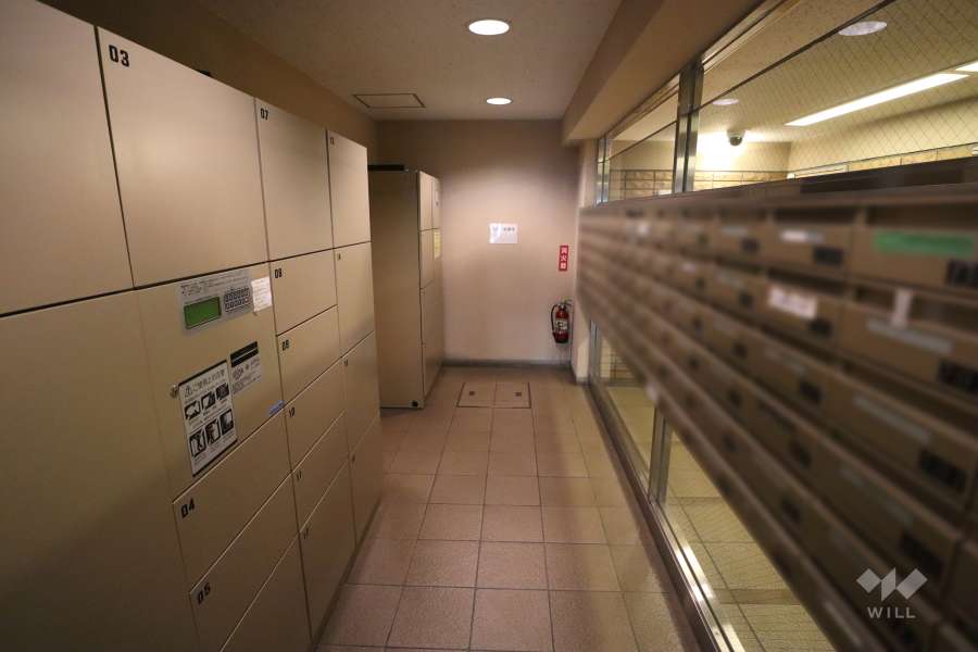 共用ポストと宅配ボックス