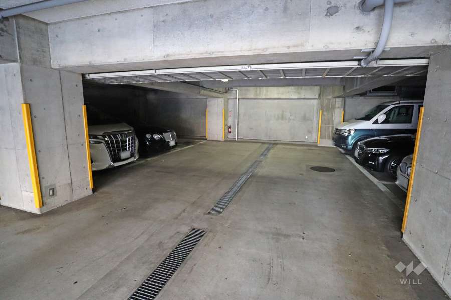 敷地内駐車場(屋内平面式)