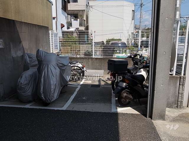 バイク置場