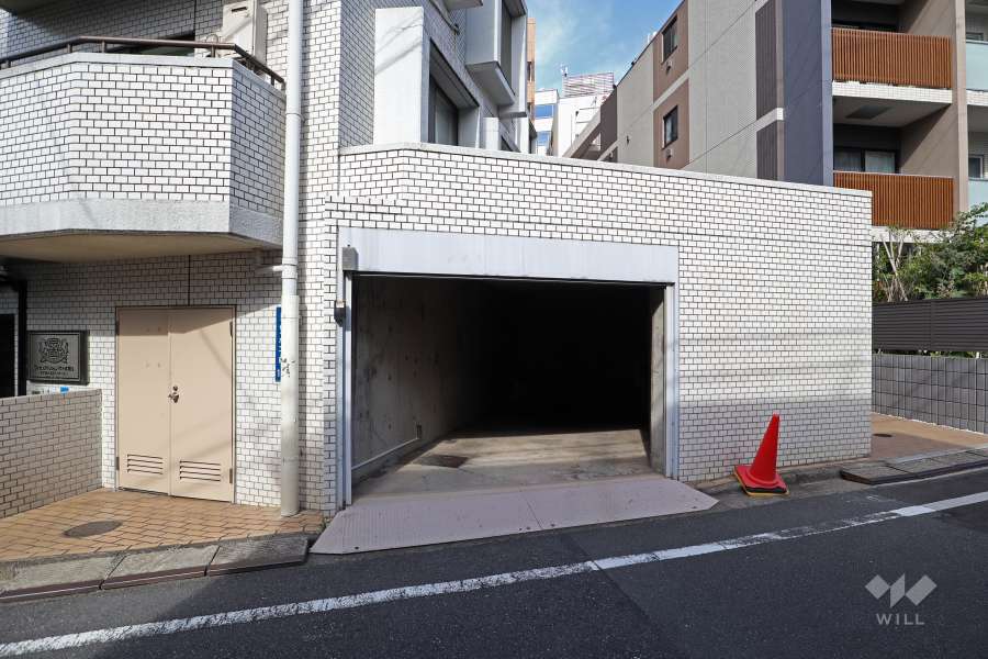 敷地内駐車場（屋内平面式）