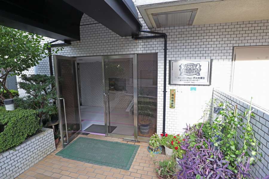 マンションの銘板