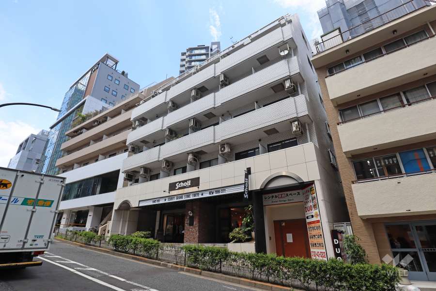 ロイヤルパレス原宿の外観（南東側から）