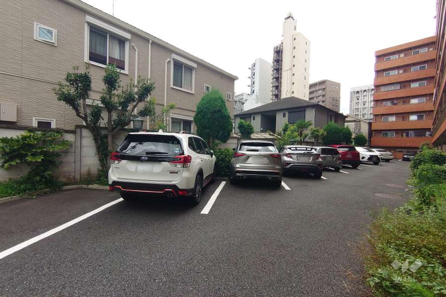 敷地内駐車場（屋外平面式）