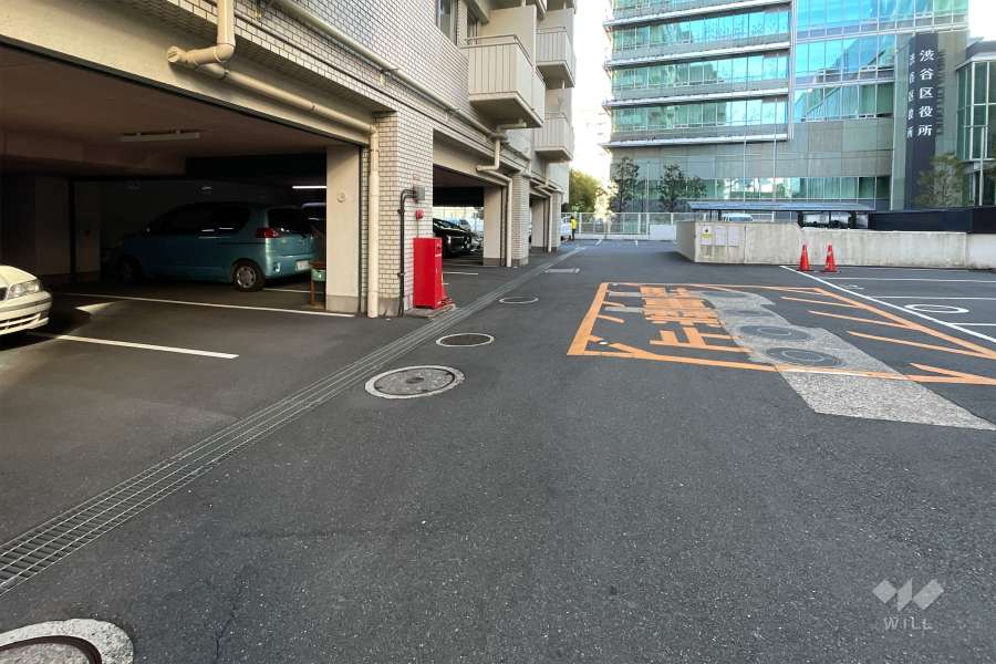 敷地内駐車場(屋内平面式、屋外平面式)