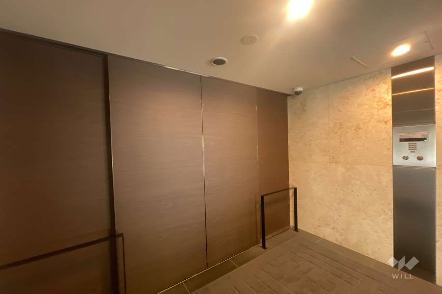 エントランス内はオートロック付きです。