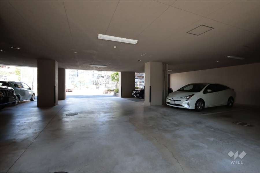 敷地内駐車場（屋内平面式）