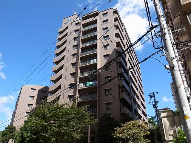 サーパス宝塚第2の外観（南西側から）