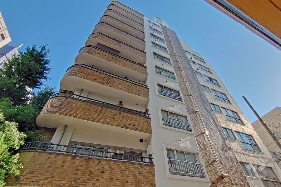 第8宮庭マンションの外観（北東側から）