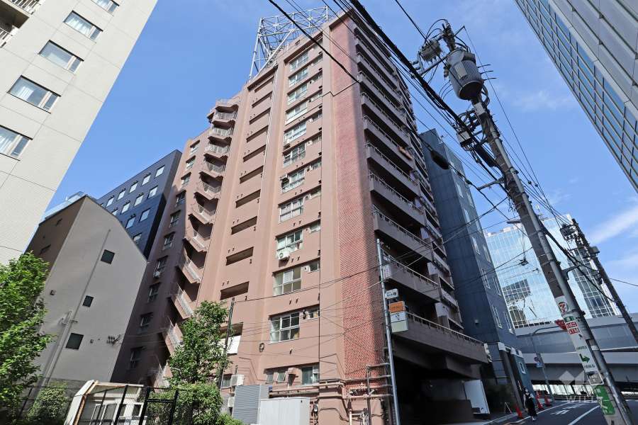 第１８宮庭マンションの外観(西側から)