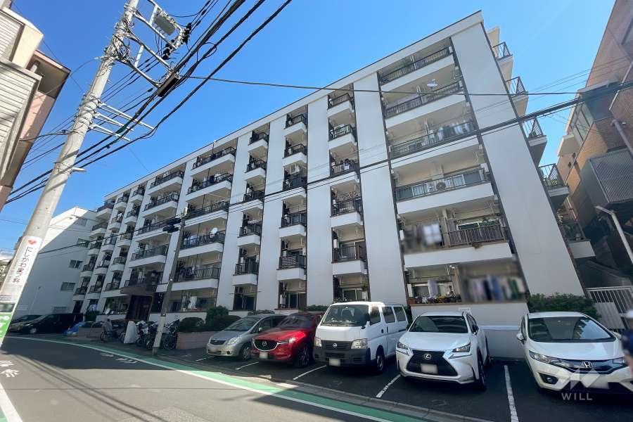 代々木フラワーマンションの外観（南西側から）