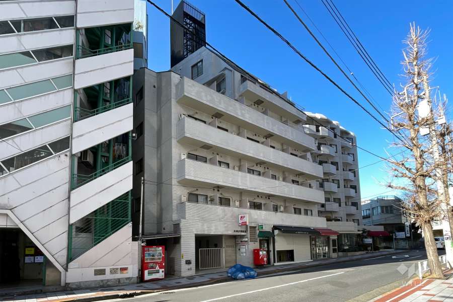 シティコート松濤の外観(東側から）