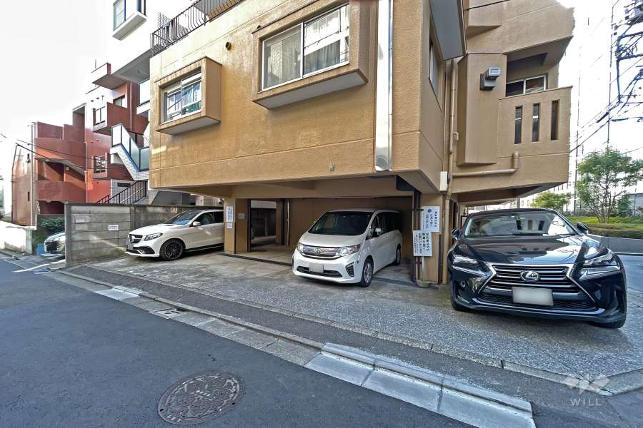 敷地内駐車場（屋外平面式）