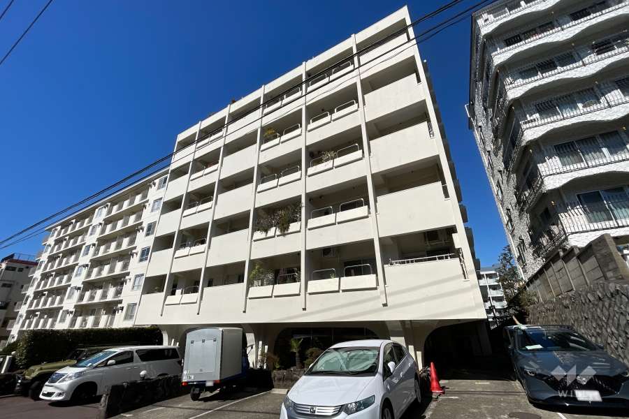 ニュー代々木マンションの外観(東側から)