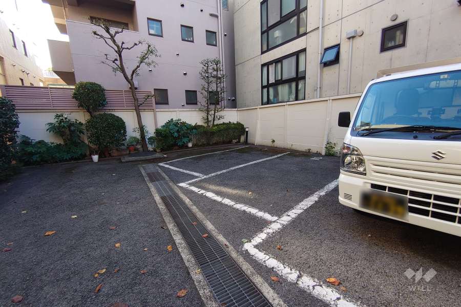 敷地内駐車場（屋外平面式）