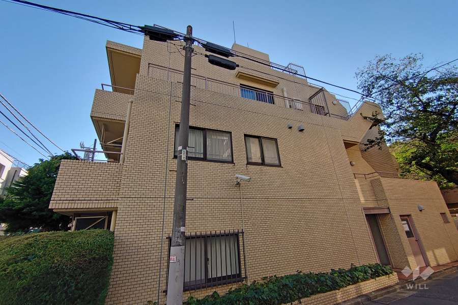 ライオンズマンション千駄ヶ谷第2の外観（北東側から）