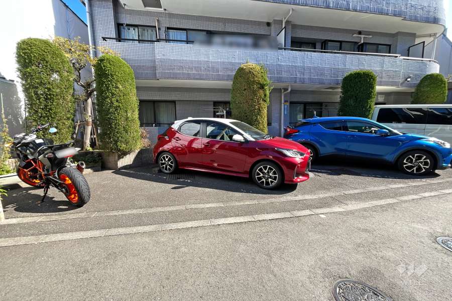 敷地内駐車場（屋外平面式）