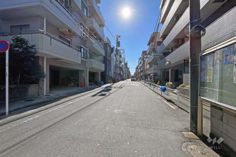 敷地南側前面道路