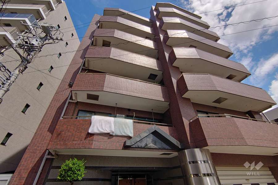 パウゼ松濤の外観（南西側から）