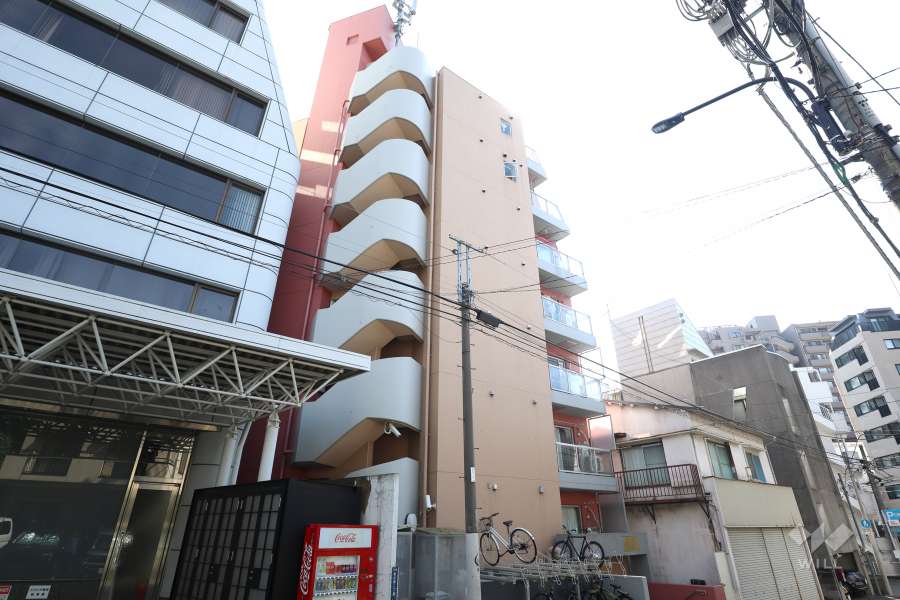 ジェイパーク恵比寿の外観(北東側から)