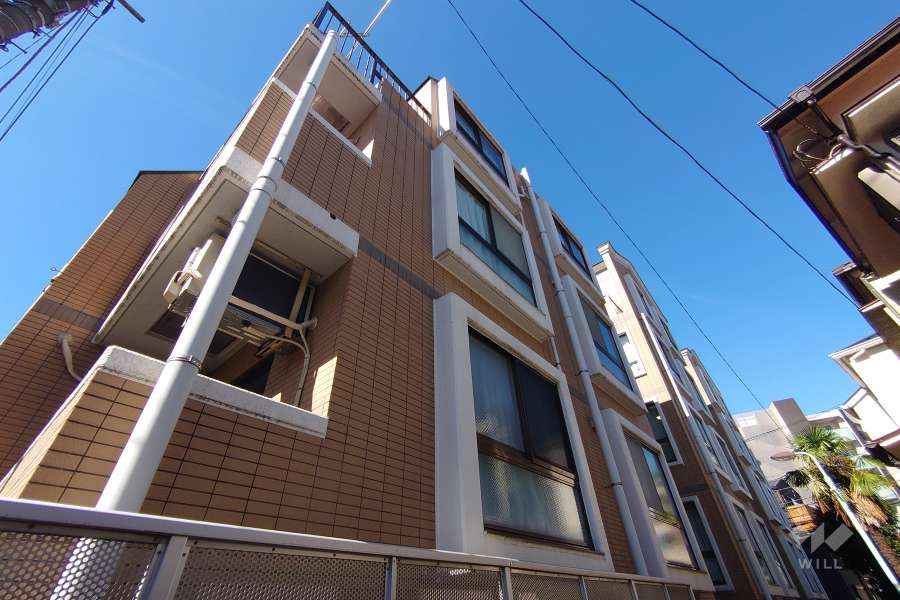 ジェイパーク笹塚の外観（南西側から）