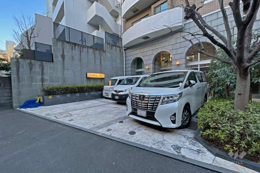 敷地内駐車場（屋外平面式）