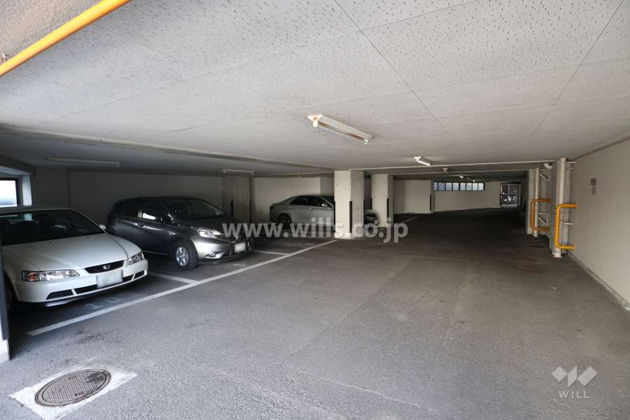 敷地内駐車場(屋内平面式)