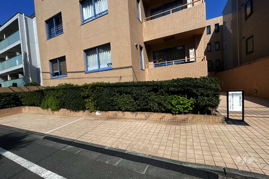 敷地内駐車場(屋外平面式)　