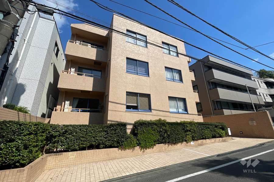 アピカ原宿の外観(北西側から)