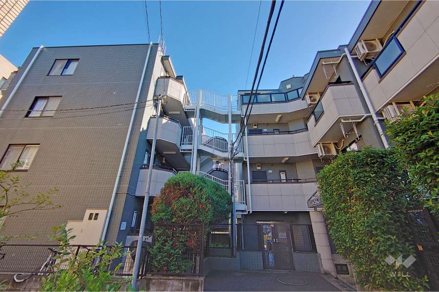 フェニックス代々木上原の外観（北側から）