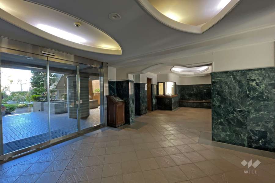 エントランスホール