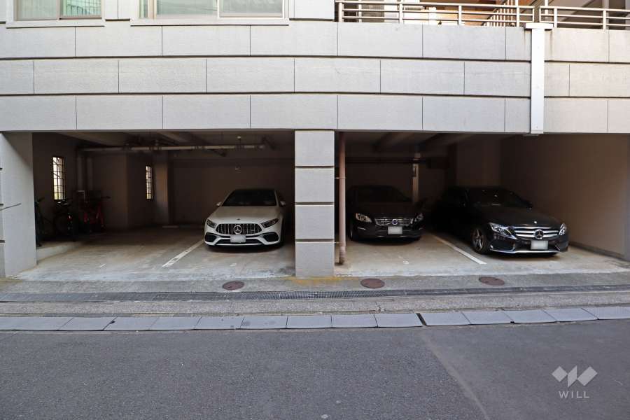 敷地内駐車場（屋内平面式）