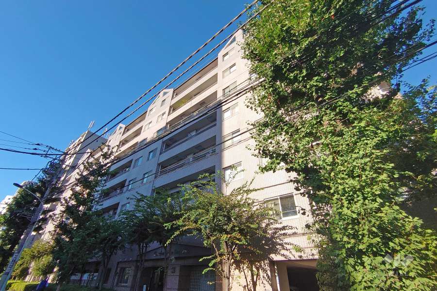 ガーデンホーム笹塚の外観（南西側から）