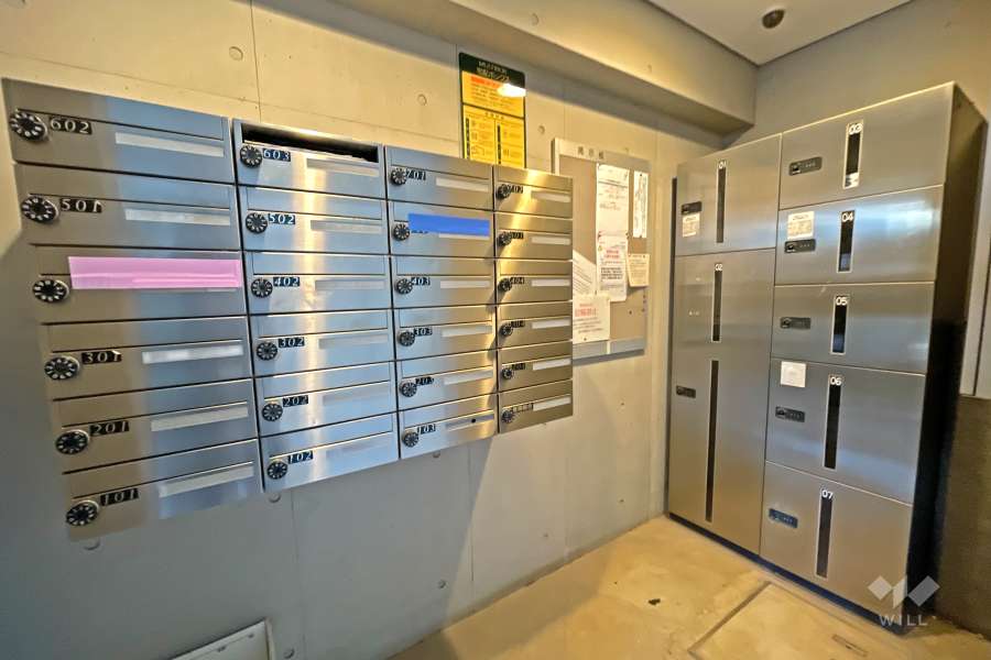 宅配ボックスと共用ポスト