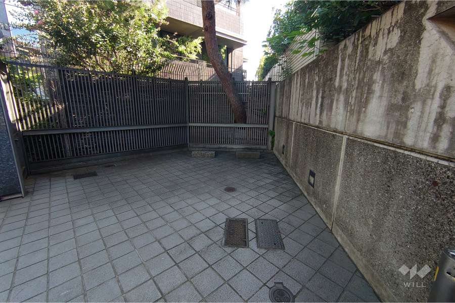 敷地内駐車場（屋外平面式）