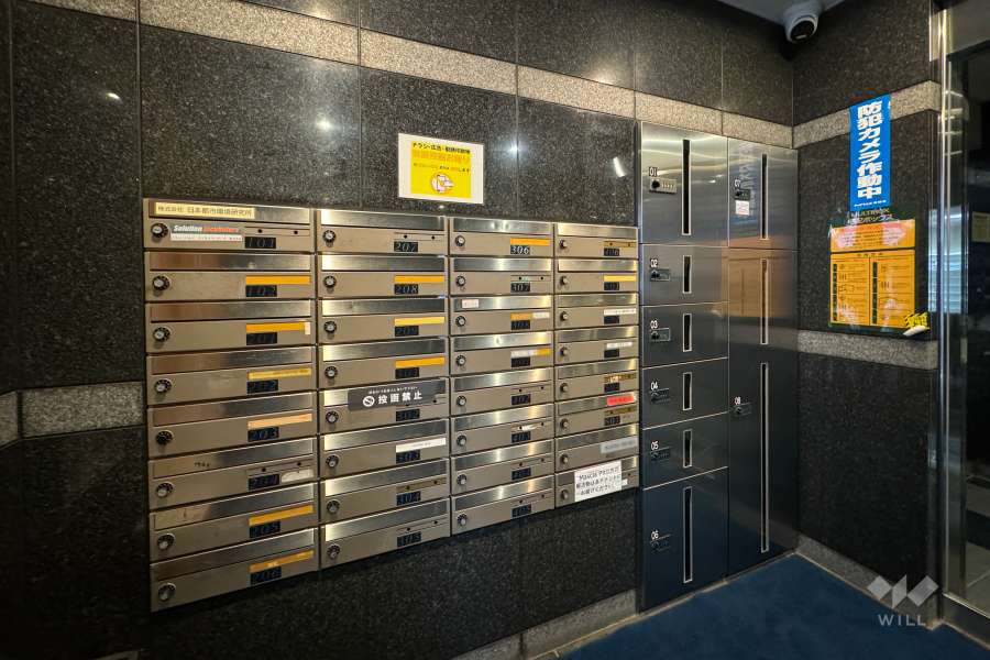 宅配ボックスと共用ポスト