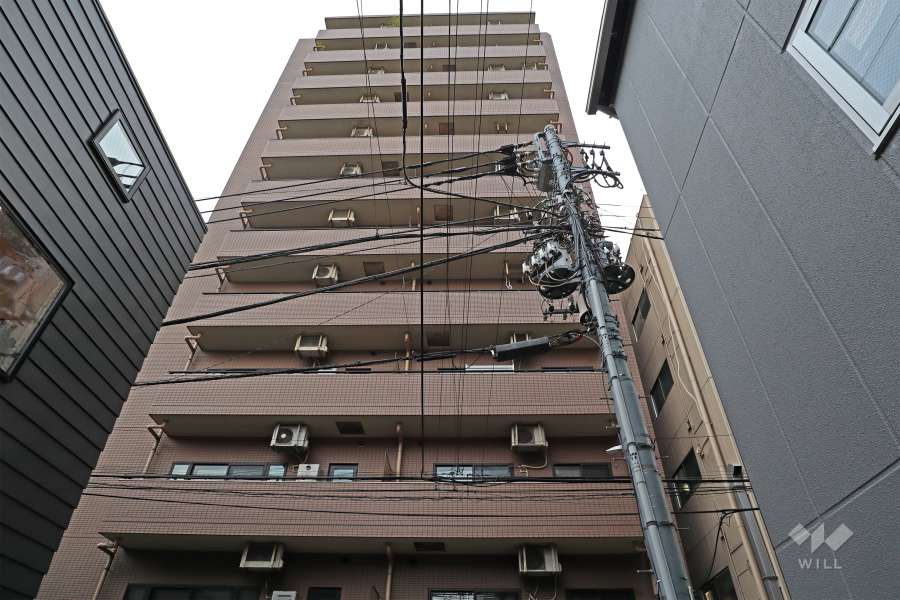 マイキャッスル代々木の外観（東側から）