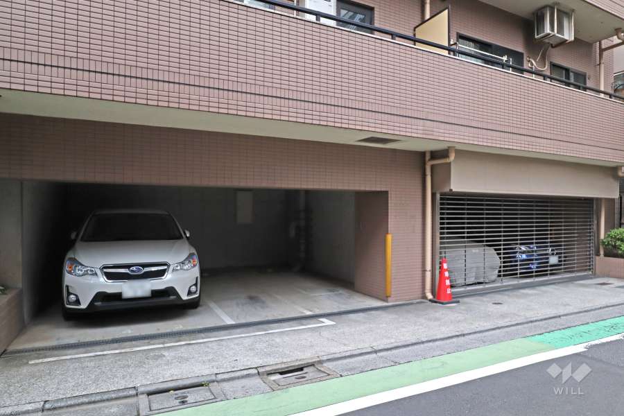 敷地内駐車場（屋内平面式）