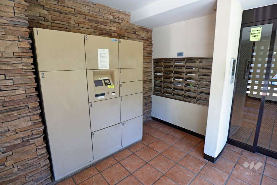 宅配ボックスと共用ポスト