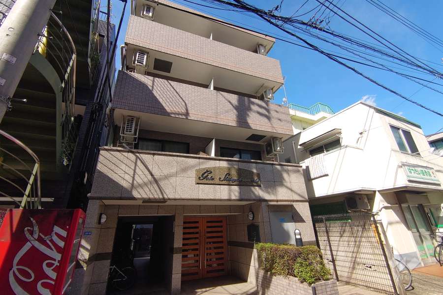 ガーラ渋谷本町の外観（南東側から）