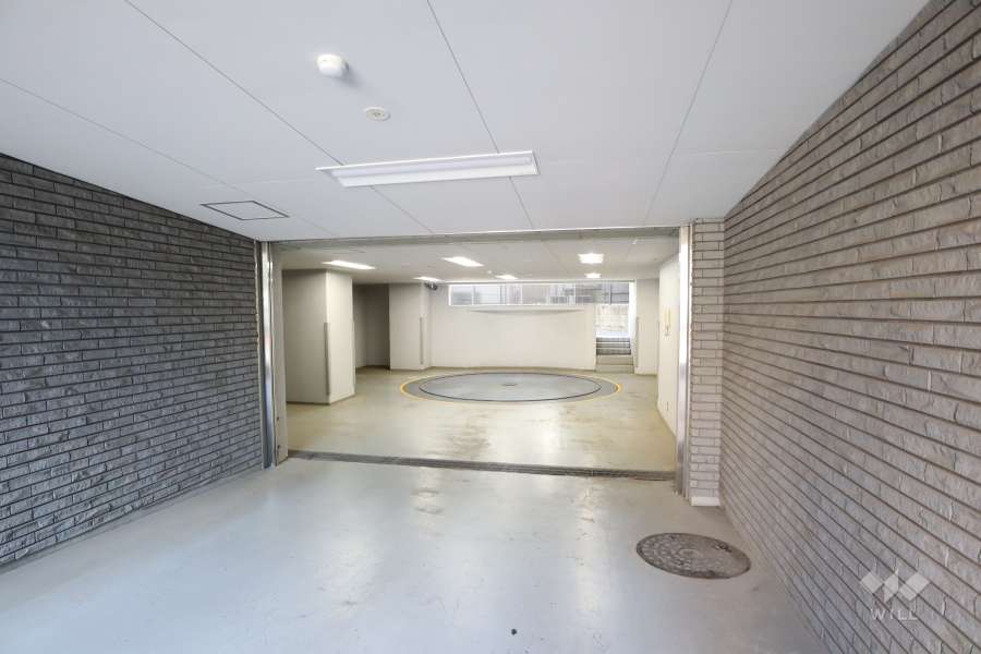 敷地内駐車場（屋内平面式）